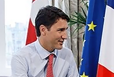 Justin Trudeau x Macron Campfire table Tomek Archer